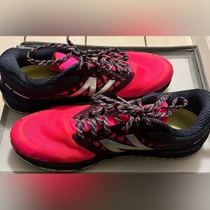 New Balance Women's Pink and Black Running Shoes